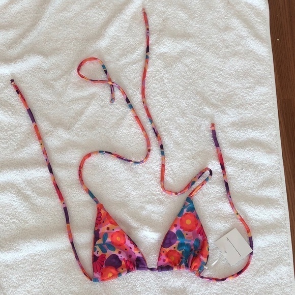 Bareminimale Forget Me Swim Top NWT - Picture 6 of 16